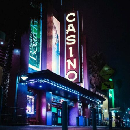 The Evolution of Casino Signage: From Boards to Illuminated Wonders